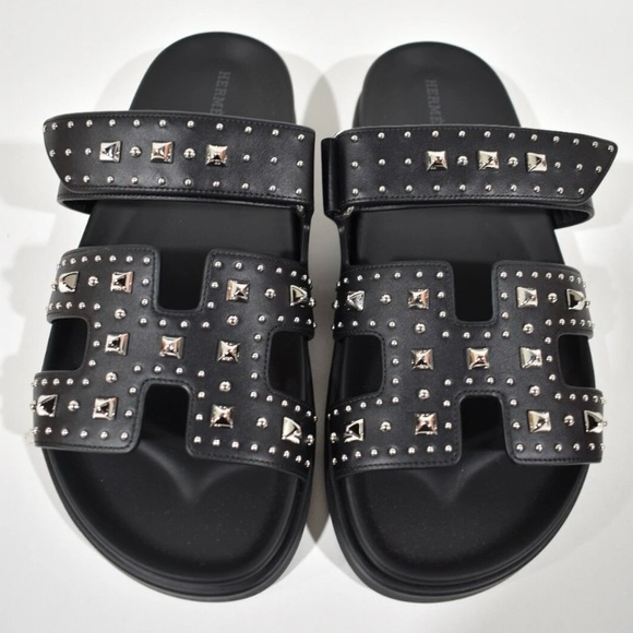 Beautiful Hermes sandals in black with studs! Size 36. Mint condition! - Picture 1 of 2